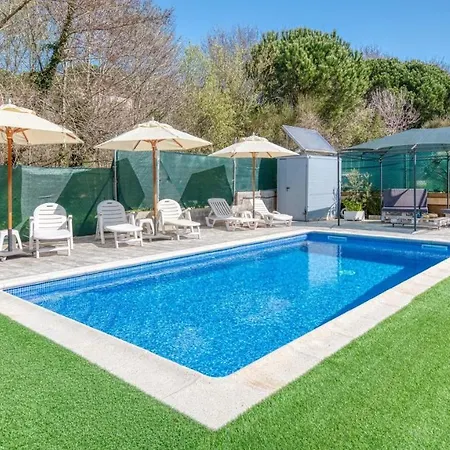 Caules Sleeps 7 Pool Wifi Villa